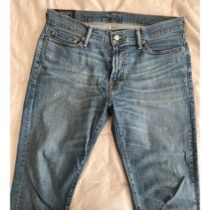 Abercrombie & Fitch Crop Skinny Jeans